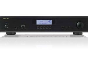 Rotel A11 Front Zwart