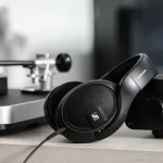 Sennheiser 560S 4